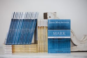 The MacArthur Bible Study Series - Book of the Bible Studies by John MacArthur-min